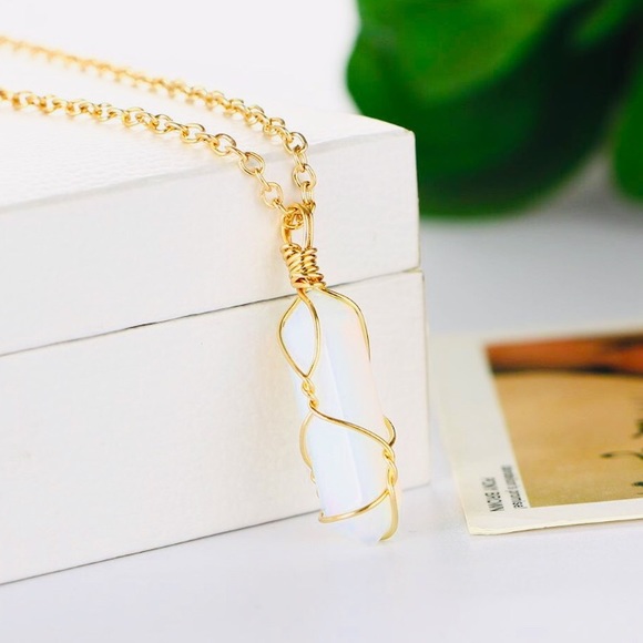 Stone Necklace with Gold Chain - Picture 3 of 7